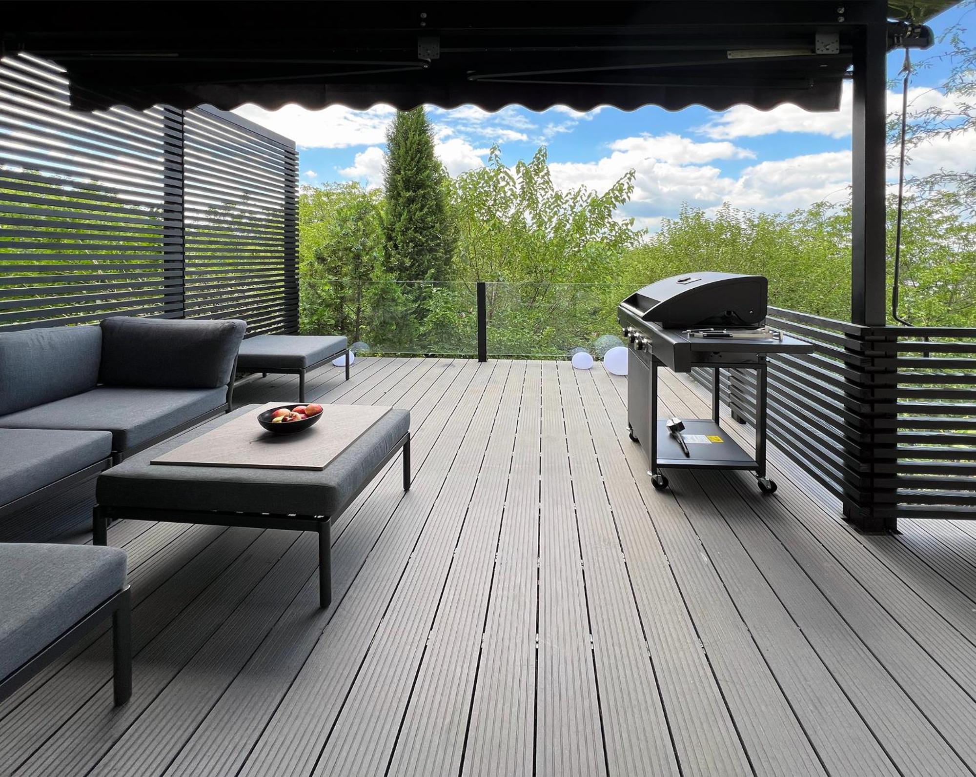 Pergola House In A Green Oasis With Fantastic View Daire Petrovaradin Dış mekan fotoğraf