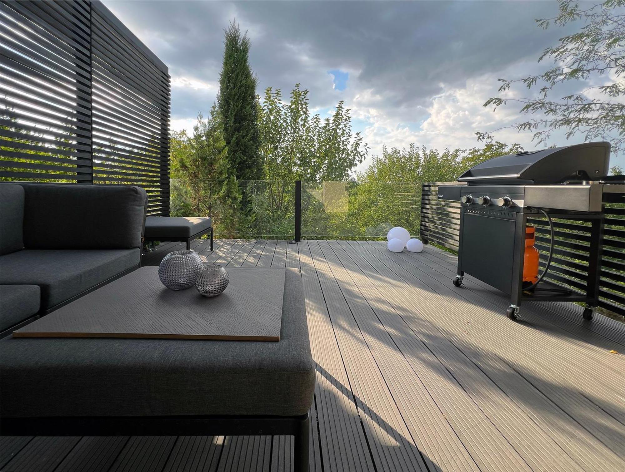 Pergola House In A Green Oasis With Fantastic View Daire Petrovaradin Dış mekan fotoğraf